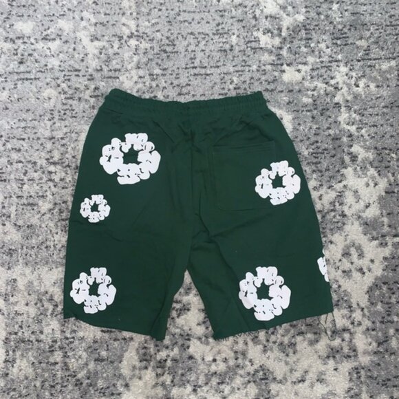 DENIM TEARS The Cotton Wreath Men’s Shorts Sizes Large, Medium, Small - Picture 2 of 2